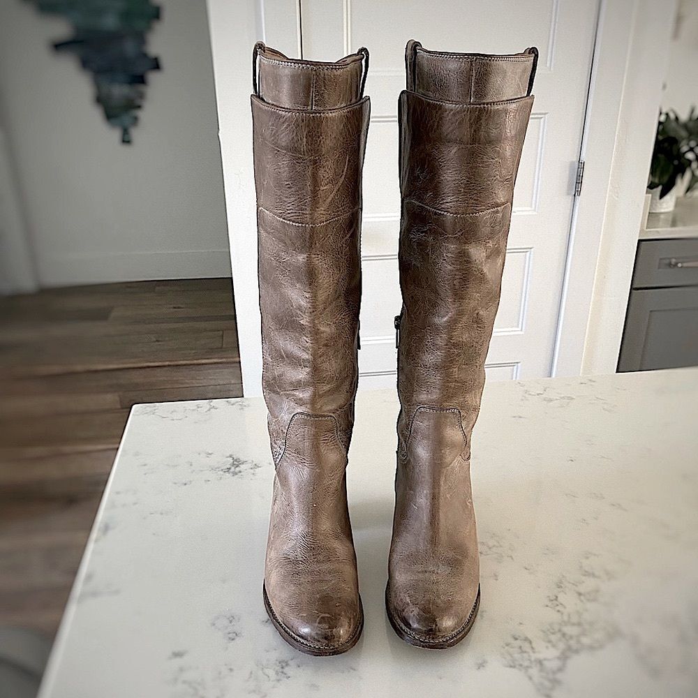 RARE Iconic FRYE Women's Jackie Tall Riding Boots in Slate size 8 - Picture 2 of 10
